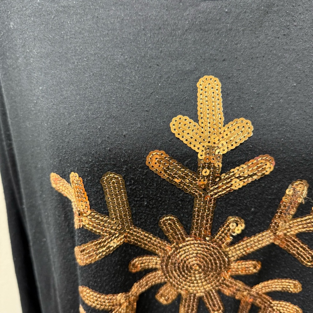 Isela Woman Black Gold Sequin Snowflake Holiday Top 1X Long Sleeve Christmas - Picture 2 of 8